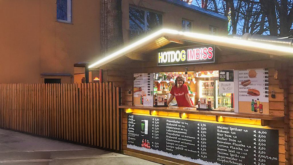 Hot Dog Imbiss Holzhäuschen 
