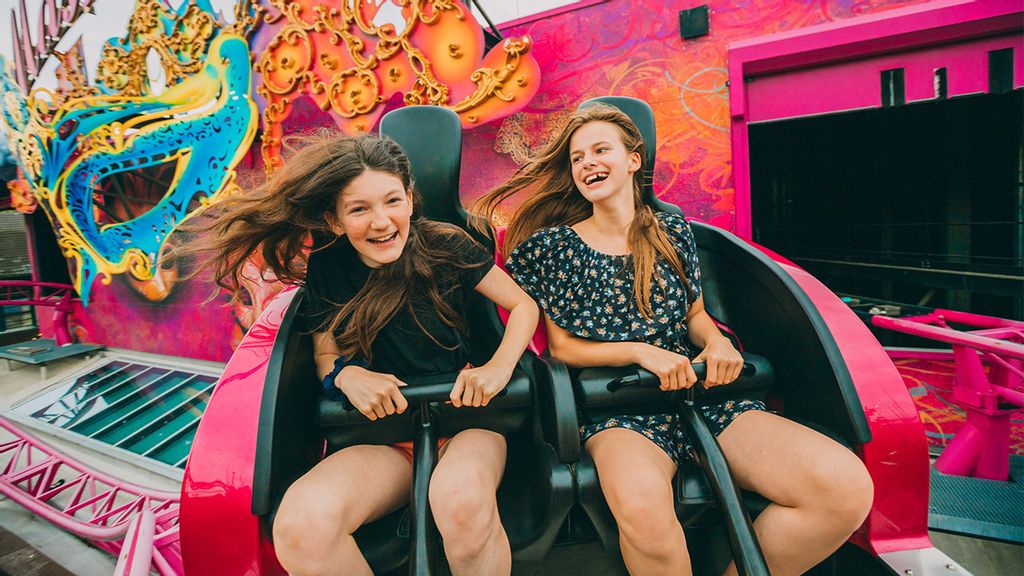 Fassade des Fahrgeschäfts Maskerade