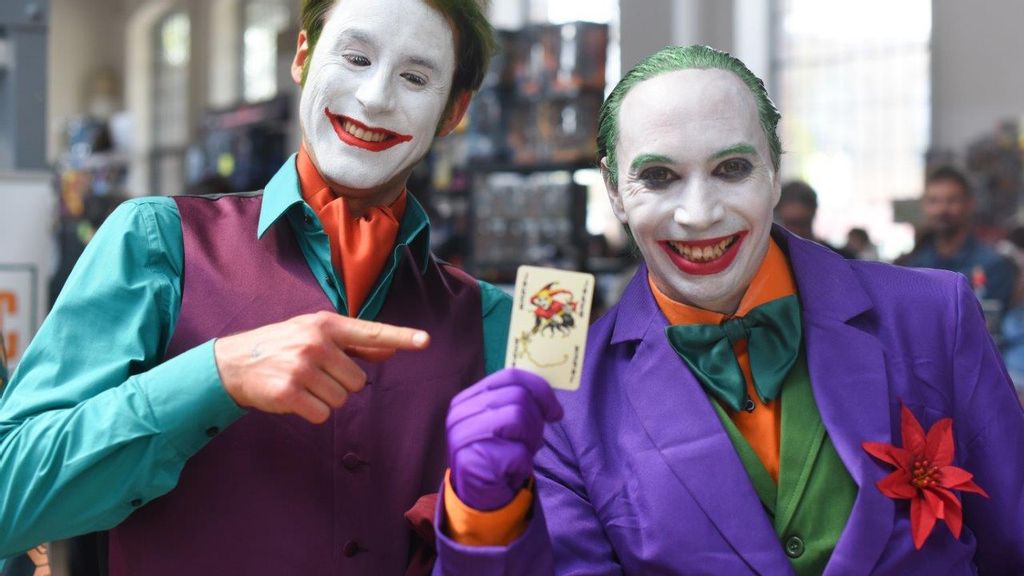 Zwei als Joker verkleidete Cosplayer*innen auf der Vienna Comix