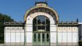 Vorderansicht des Pavillons von Otto Wagner