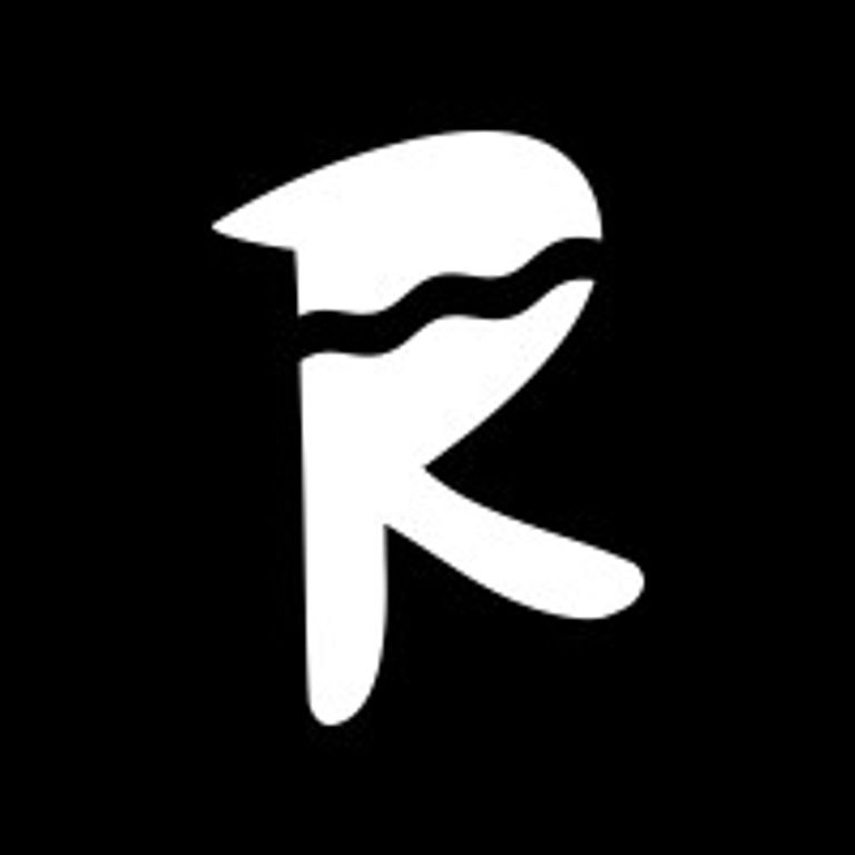 Logo Revo Foods mit weißem Buchstaben R und schwarzem Hintergrund