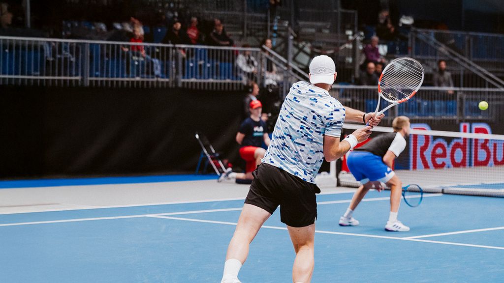 Tennisspieler bei der Erste Bank Open beim Tennisspielen